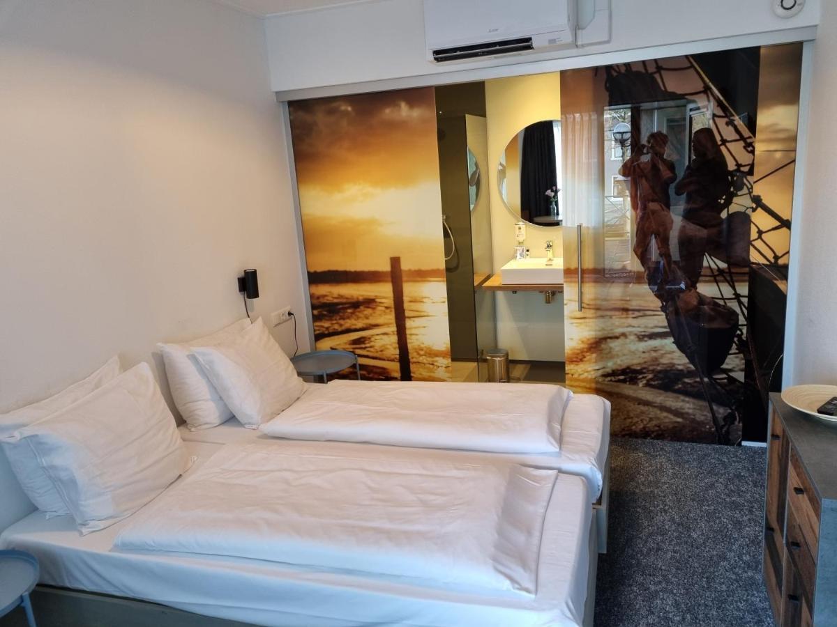 Hotel Restaurant De Stadsherberg ฟราเนเกอร์ ภายนอก รูปภาพ