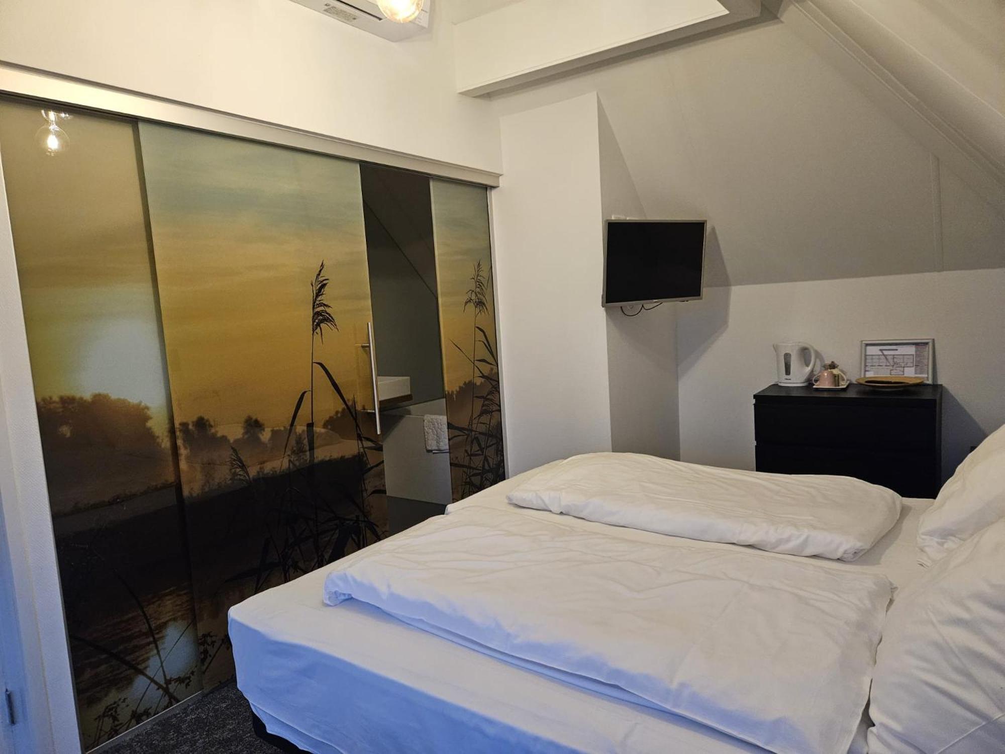 Hotel Restaurant De Stadsherberg ฟราเนเกอร์ ภายนอก รูปภาพ