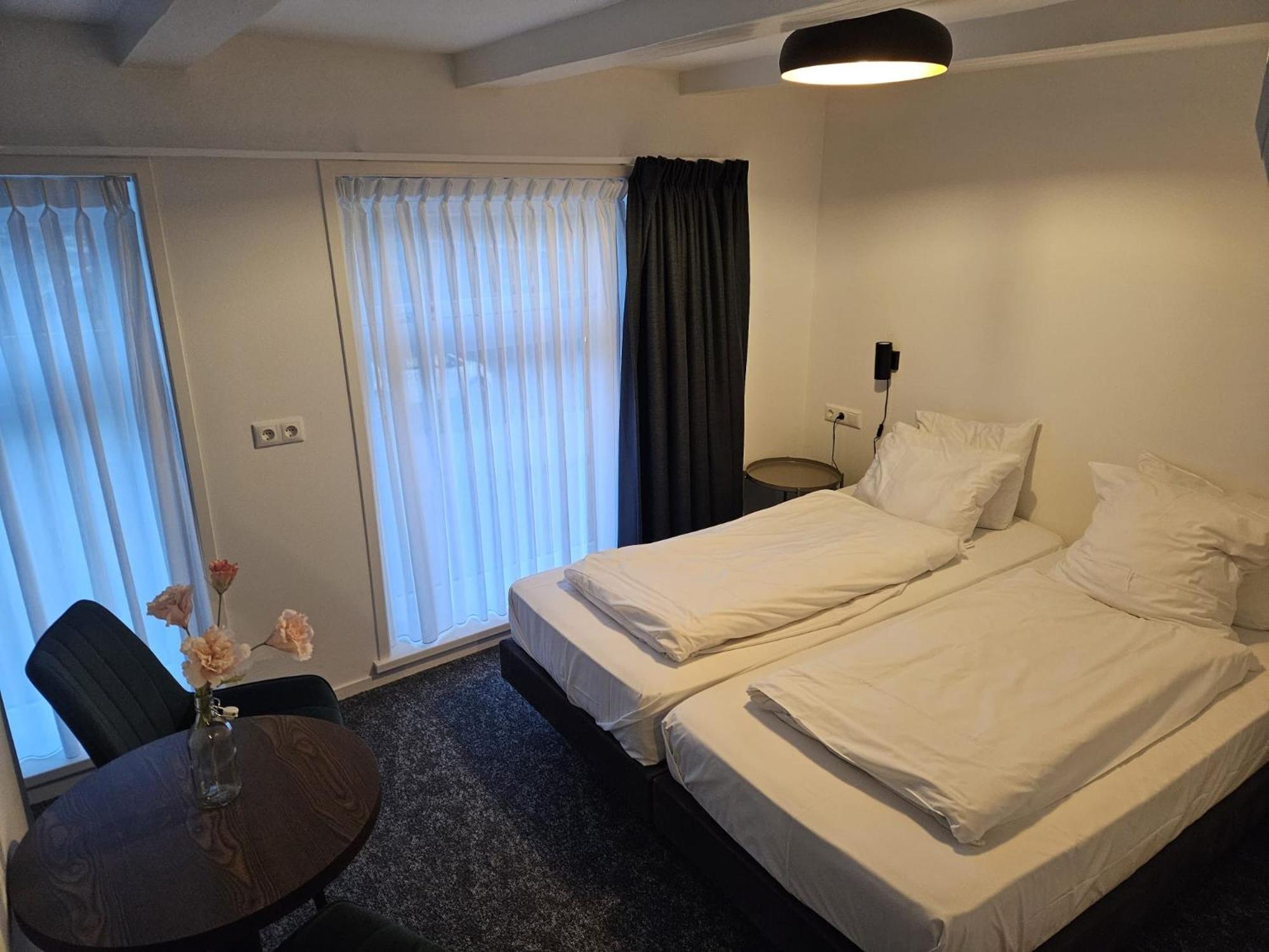 Hotel Restaurant De Stadsherberg ฟราเนเกอร์ ภายนอก รูปภาพ