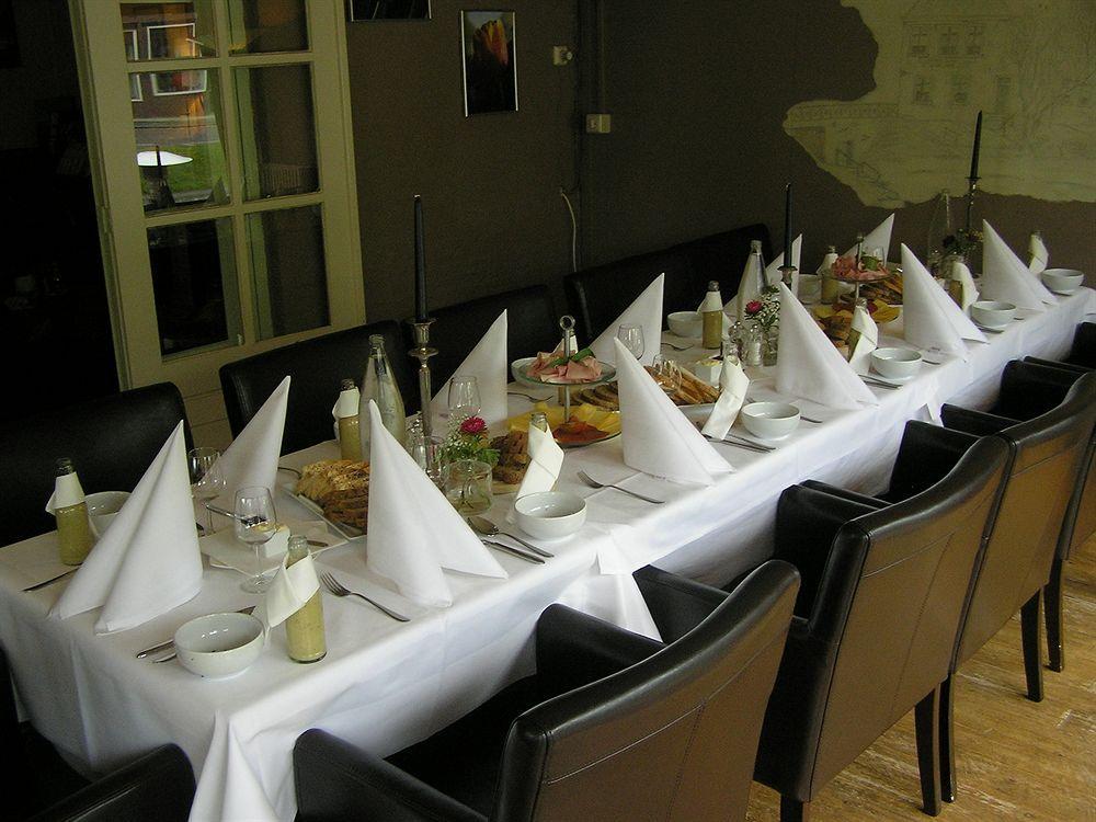 Hotel Restaurant De Stadsherberg ฟราเนเกอร์ ภายนอก รูปภาพ