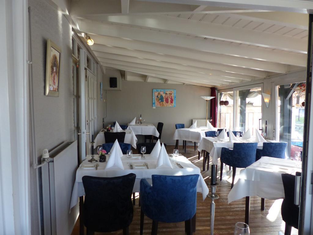 Hotel Restaurant De Stadsherberg ฟราเนเกอร์ ภายนอก รูปภาพ