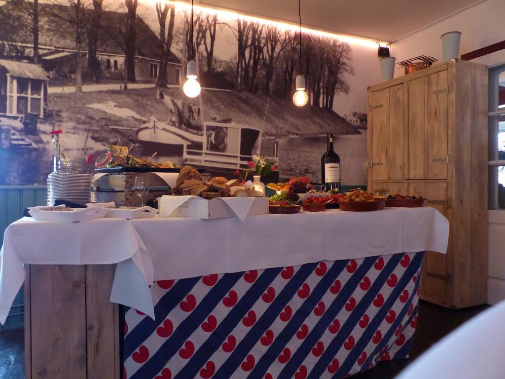 Hotel Restaurant De Stadsherberg ฟราเนเกอร์ ภายนอก รูปภาพ