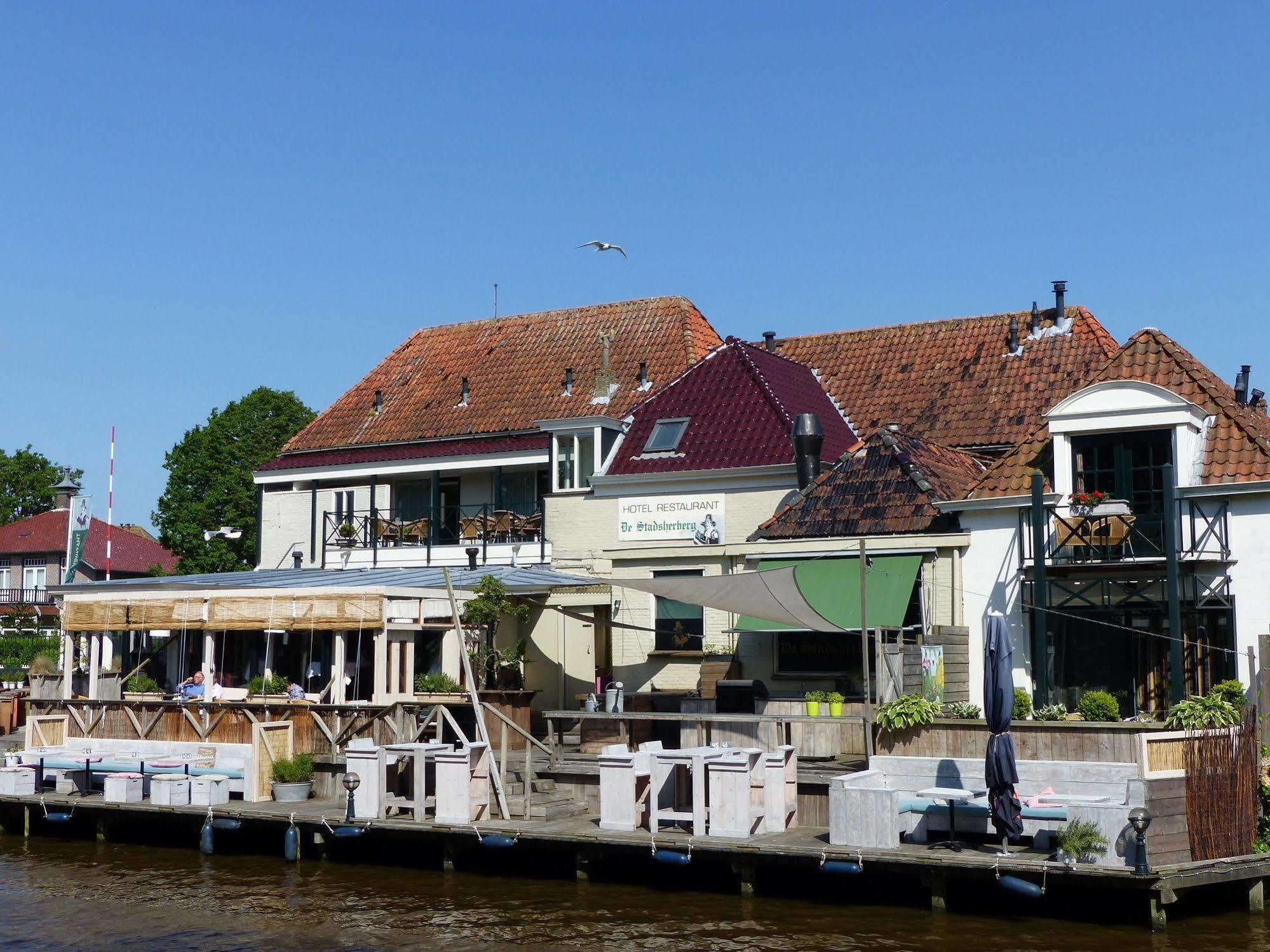 Hotel Restaurant De Stadsherberg ฟราเนเกอร์ ภายนอก รูปภาพ