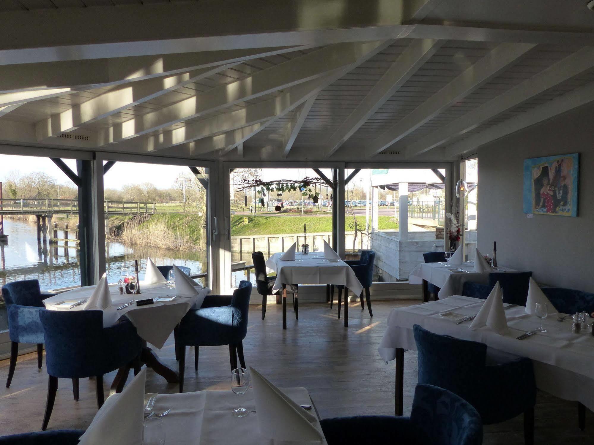 Hotel Restaurant De Stadsherberg ฟราเนเกอร์ ภายนอก รูปภาพ